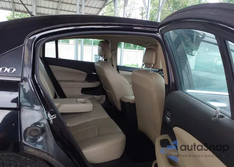 2011 Chrysler 200 Limited from USA, damaged, VIN 1C3BC2FG8BN551254